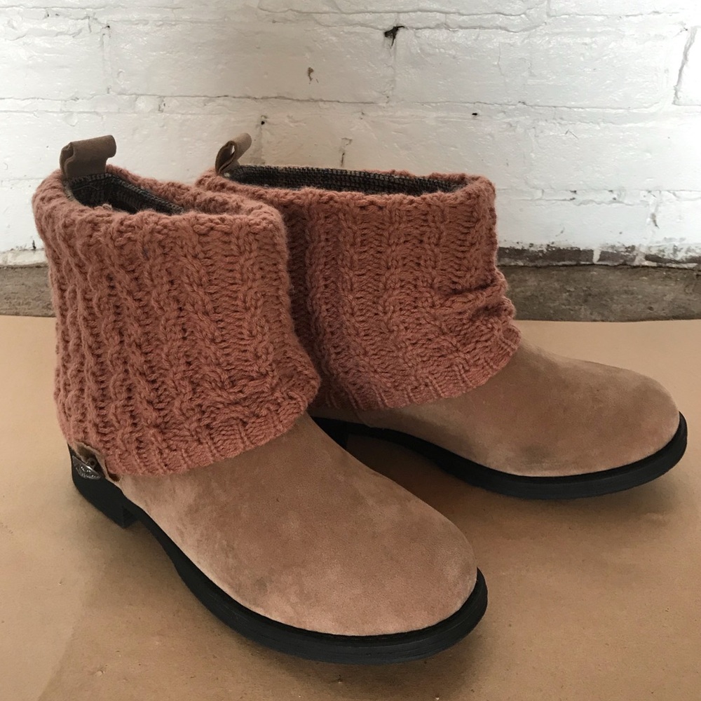 (Sold) Mukluks Patti ankle boot